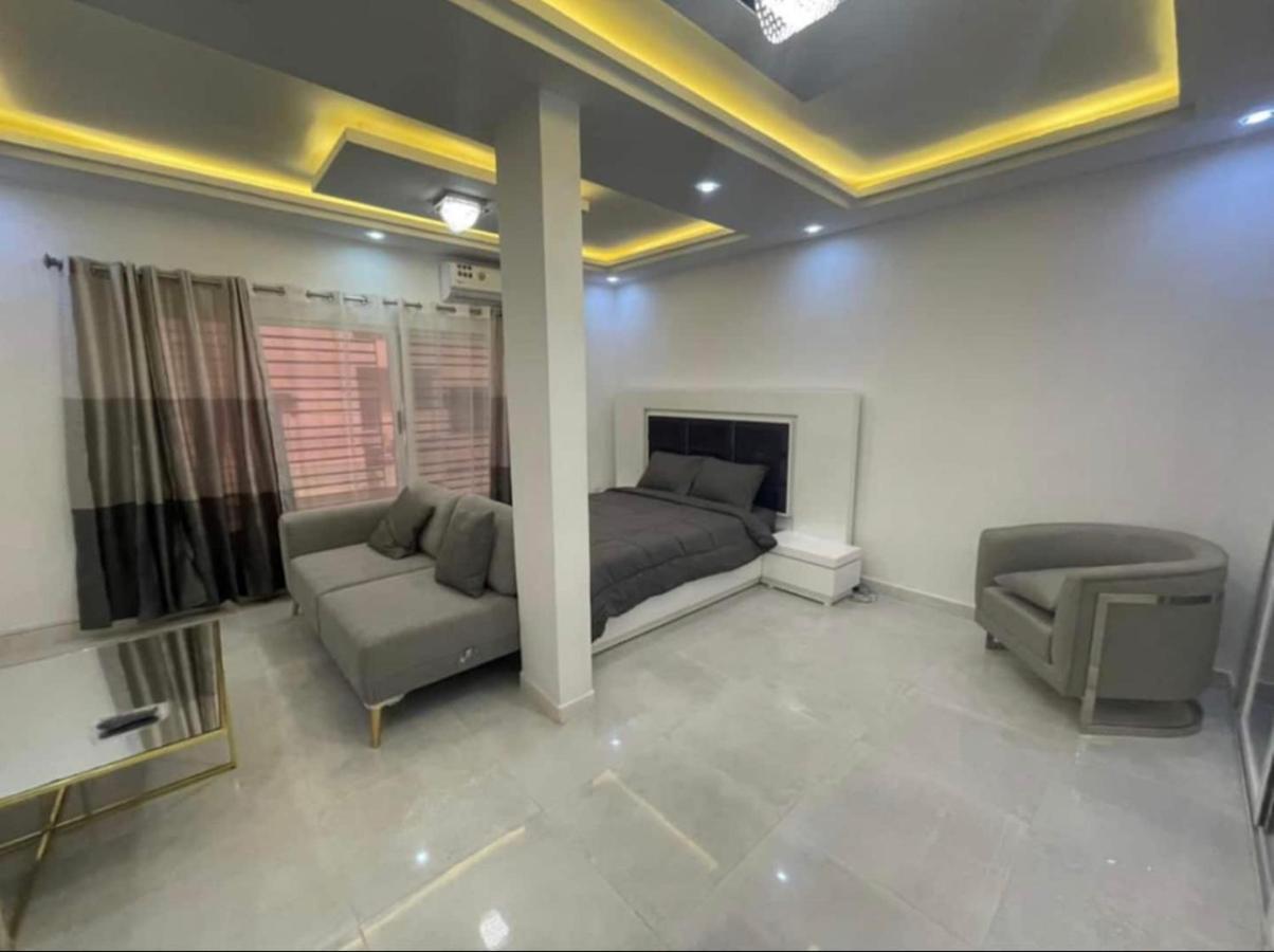 Appartement Luxe Idealement Situe A Dakar Buitenkant foto