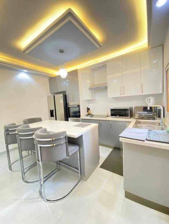 Appartement Luxe Idealement Situe A Dakar Buitenkant foto
