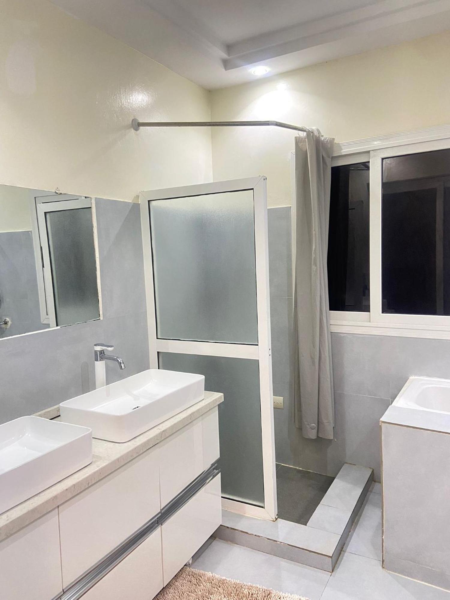 Appartement Luxe Idealement Situe A Dakar Buitenkant foto